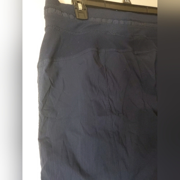Lululemon Dance Studio Navy Pants Cropped Unlined Size 10 - Picture 7 of 11